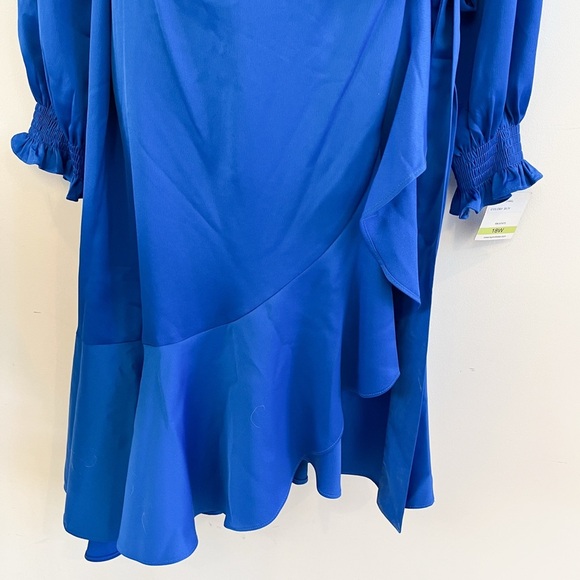 NWT Taylor Plus Long Sleeve Satin Wrap Dress Bright Blue Size 18W - Picture 7 of 11